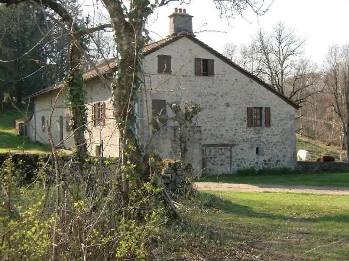 Apartment Maison A La Ferme Avec Peche Roumegoux