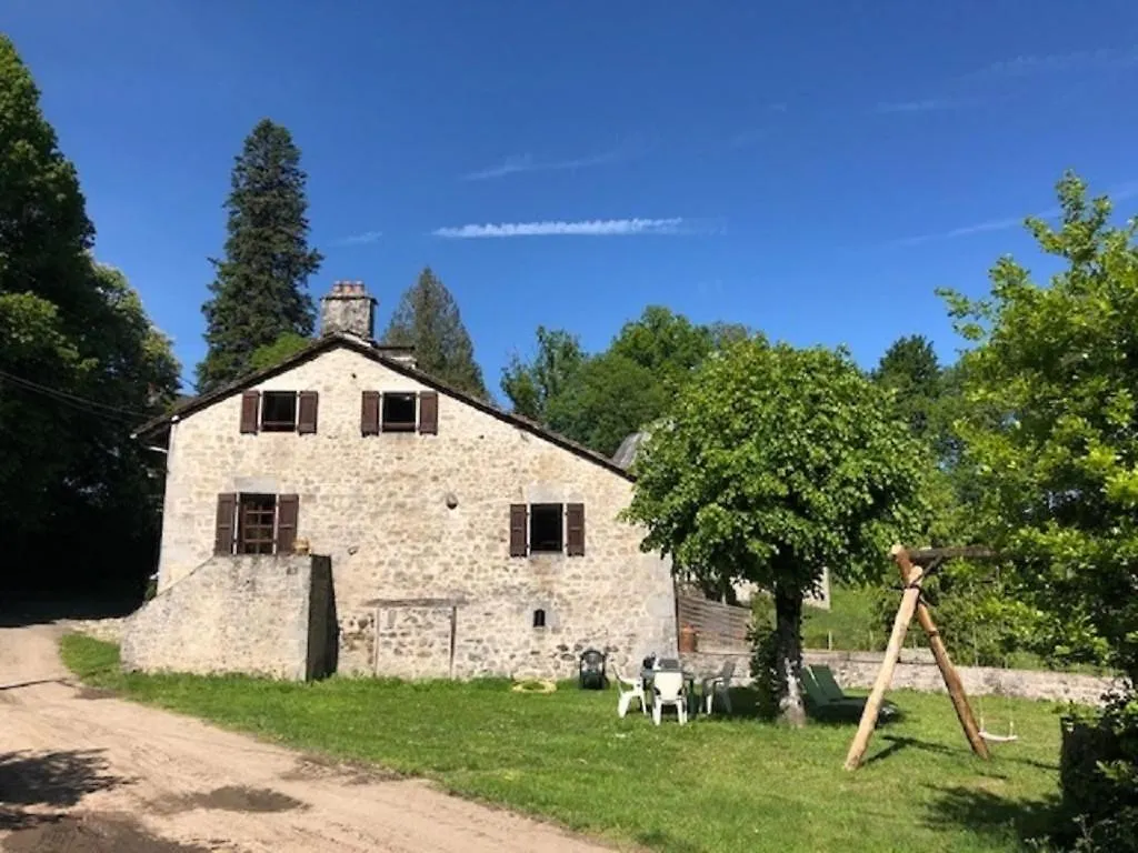 Maison A La Ferme Avec Peche Roumegoux
